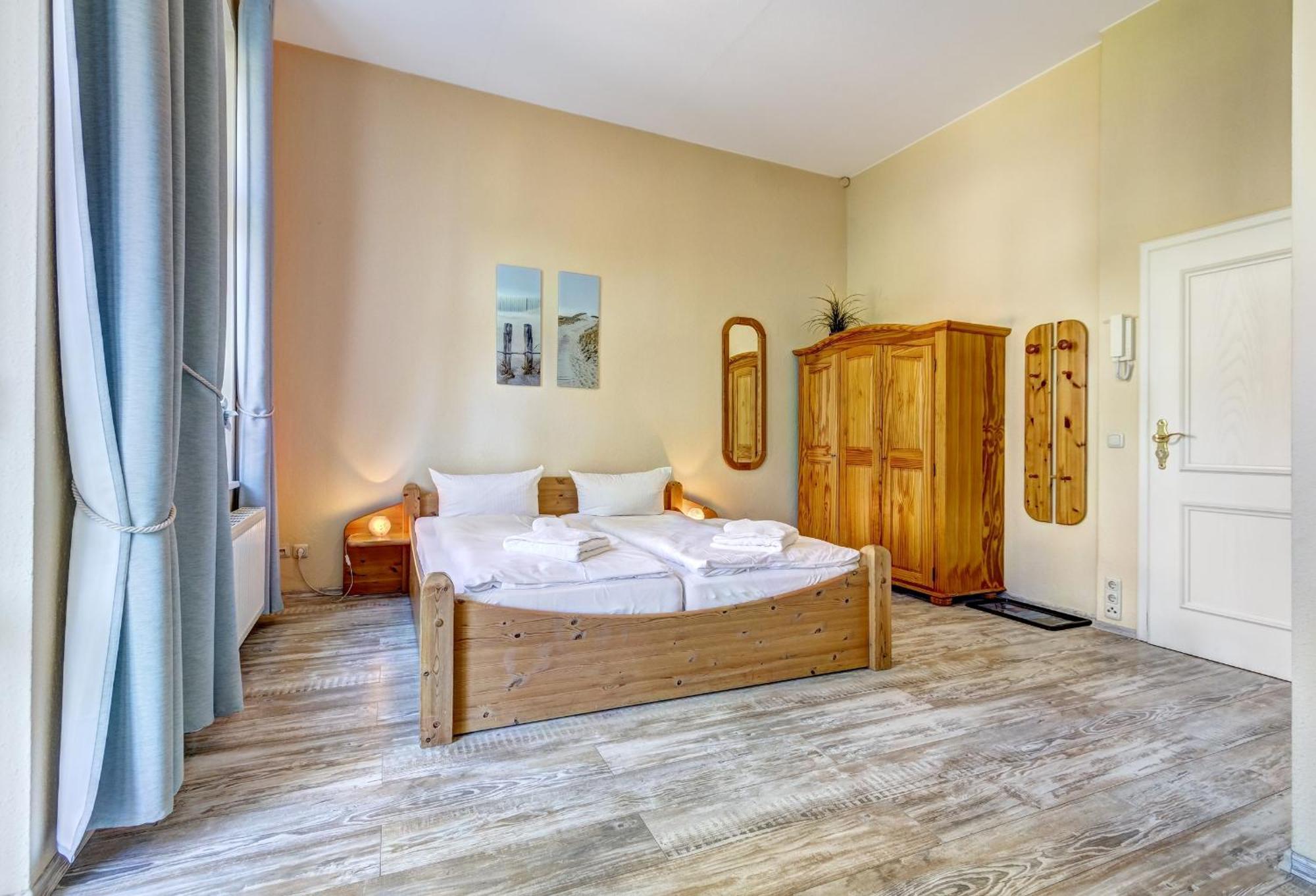 Ferienzimmer Kuestensonne Zinnowitz Exteriör bild